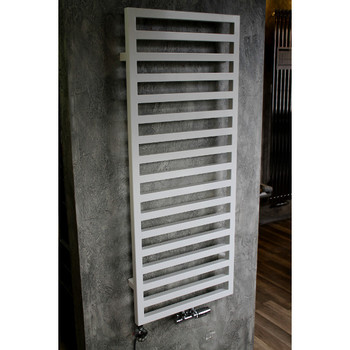 Upper Quadro 1230x600 682W ekskluzywny grzejnik łazienkowy
